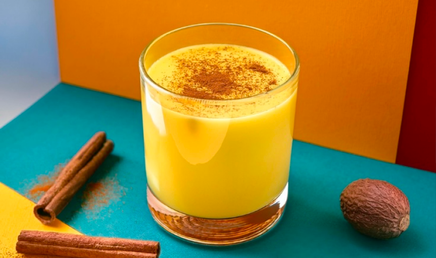 Goldene Milch oder Kurkuma Latte